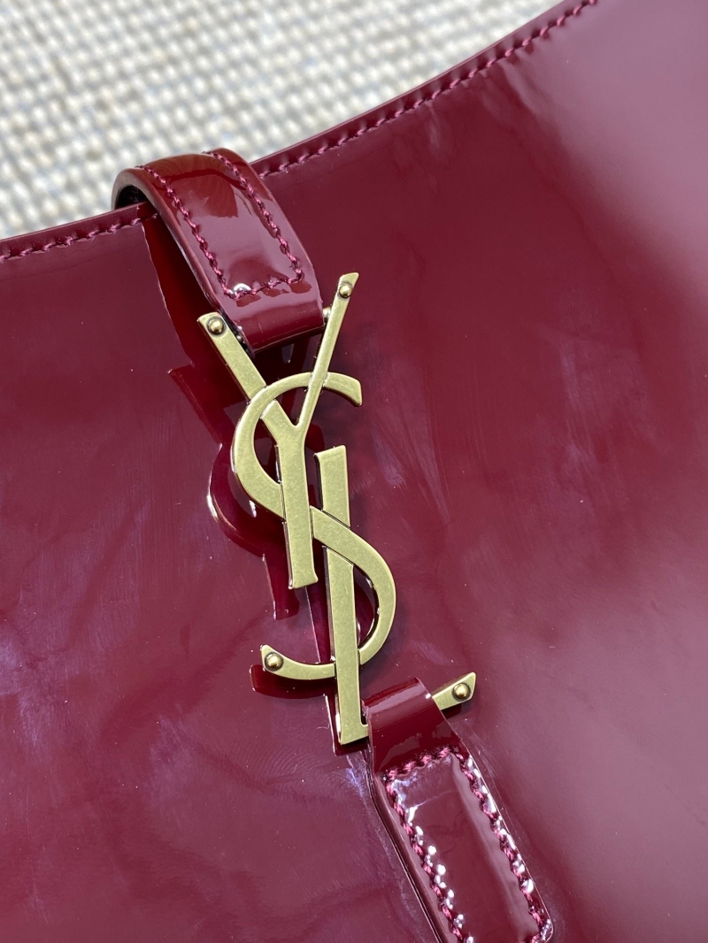 Y51 hobo bags